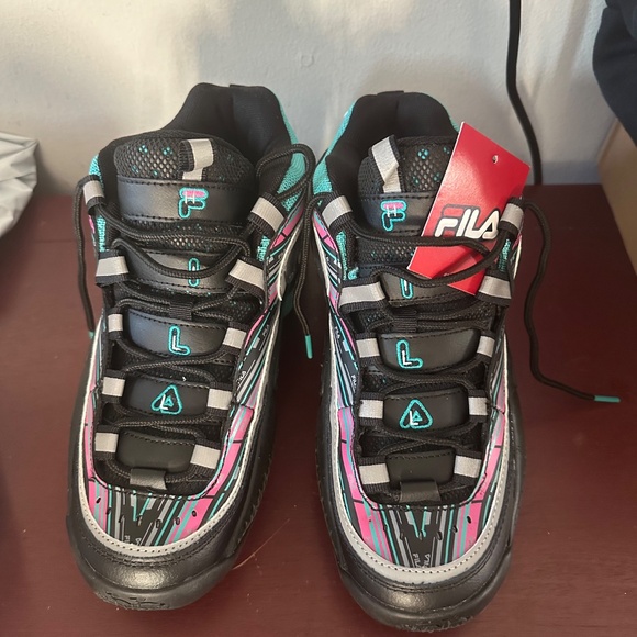 Fils Man Sneakers - Picture 2 of 3